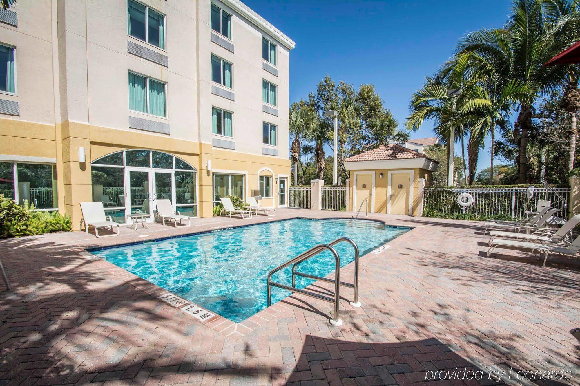 Comfort Inn & Suites Jupiter I-95 Exterior foto
